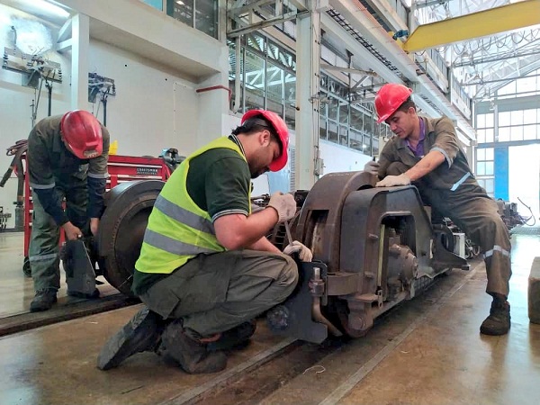 Metro de Valencia fortalece su flota de trenes con el mantenimiento anual del vagón 1008
